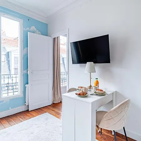 Appartement Flat Next To Montparnasse Train Station - Iii Parijs